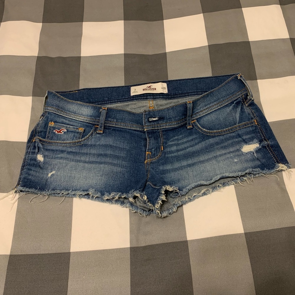 Hollister Jean shorts